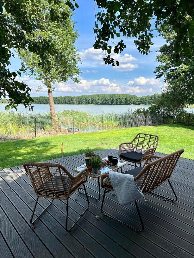 Okno Na Wode- Caloroczne Z Linia Brzegowa Jeziora I Sauna